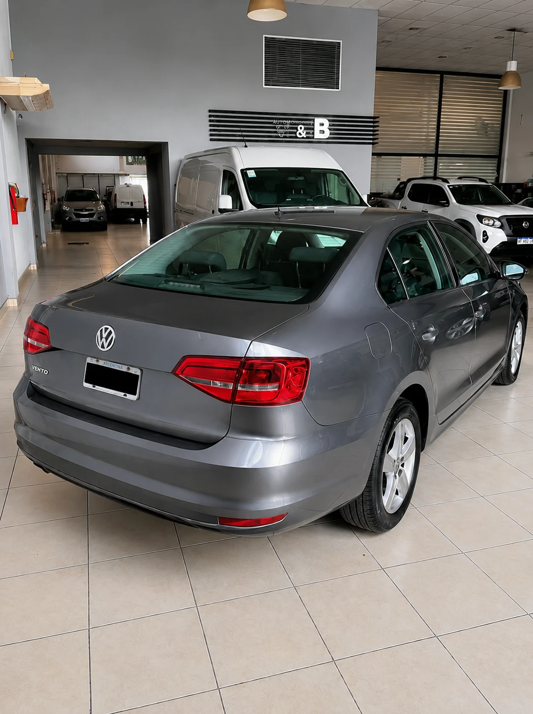 Volkswagen Vento 2015, vista en detalle